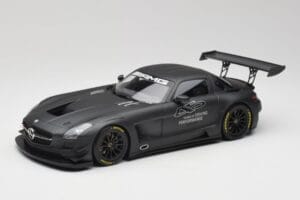 Mercedes AMG SLS C197 GT3 45 Gadi Driving Performance Minichamps 1:18 151133100 Metāls