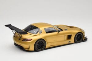 Mercedes AMG SLS C197 GT3 Street Zeltains Minichamps 1:18 151113106 Metāls — attēls 2 no 6
