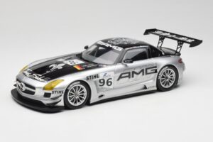 Mercedes AMG SLS C197 GT3 Team AMG China #96 M. Hakkinen / C. Cheng Zhuhai 6th 2011 Minichamps 1:18 151113196 Metāls