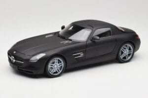 Mercedes SLS AMG C197 Matte Black Minichamps 1:18 100039027 Metāls