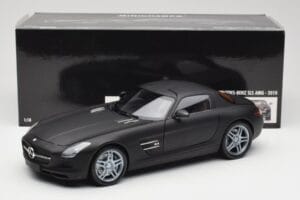 Mercedes SLS AMG C197 Matte Black Minichamps 1:18 100039027 Metāls — attēls 8 no 8