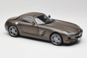 Mercedes SLS AMG C197 Monza Pelēks Minichamps 1:18 B66960044 Metāls — attēls 6 no 8