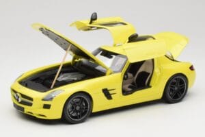 Mercedes SLS AMG C197 Dzeltens Minichamps 1:18 100039022 Metāls — attēls 2 no 8