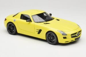 Mercedes SLS AMG C197 Dzeltens Minichamps 1:18 100039022 Metāls — attēls 6 no 8