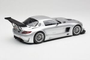 Mercedes SLS AMG GT3 C197 Street Sudrabs Minichamps 1:18 151113100 Metāls — attēls 2 no 6