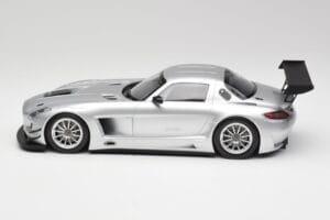 Mercedes SLS AMG GT3 C197 Street Sudrabs Minichamps 1:18 151113100 Metāls — attēls 3 no 6