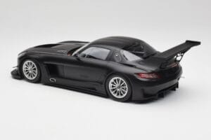 Mercedes SLS AMG GT3 C197 Street Matēts Melns Minichamps 1:18 151113101 Metāls — attēls 5 no 6