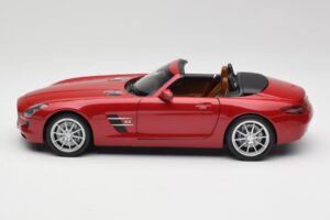 Mercedes SLS AMG R197 Roadster Le Mans Sarkans Minichamps 1:18 100039030 Metāls — attēls 4 no 8