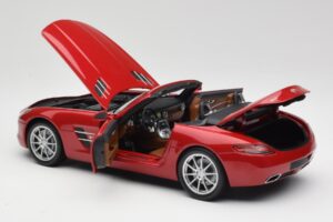 Mercedes SLS AMG R197 Roadster Le Mans Sarkans Minichamps 1:18 100039030 Metāls — attēls 5 no 8