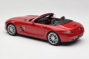 Mercedes SLS AMG R197 Roadster Le Mans Sarkans Minichamps 1:18 100039030 Metāls — attēls 7 no 8