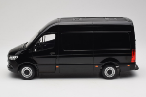 Mercedes Sprinter Melns Norev 1:18 183041 Metāls — attēls 4 no 8