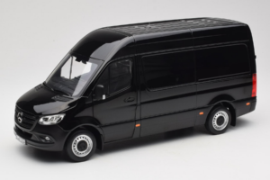 Mercedes Sprinter Melns Norev 1:18 183041 Metāls