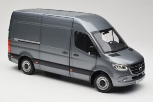 Mercedes Sprinter W907 Furgons Selenite Grey Metallic Norev 1:18 B66004163 Metāls — attēls 6 no 8