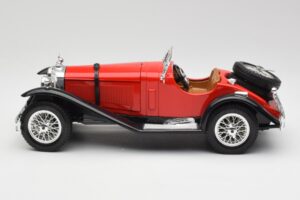 Mercedes SSK Sarkans & Melns Bburago 1:18 3009-M1 Metāls — attēls 3 no 6
