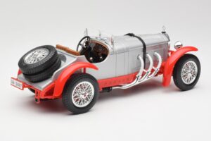 Mercedes SSK Sudrabs & Sarkans Bburago 1:18 3009-M2 Metāls — attēls 2 no 6