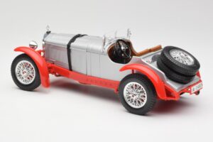 Mercedes SSK Sudrabs & Sarkans Bburago 1:18 3009-M2 Metāls — attēls 5 no 6