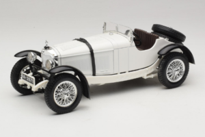 Mercedes SSK Balts Bburago 1:18 3009-P3 Metāls