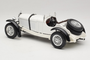 Mercedes SSK Balts Bburago 1:18 3009-P3 Metāls — attēls 5 no 6