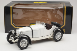 Mercedes SSK Balts Bburago 1:18 3009-P3 Metāls — attēls 6 no 6