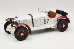 Mercedes SSKL #87 R. Caracciola Balts 1931 Bburago 1:18 3002-P1 Metāls