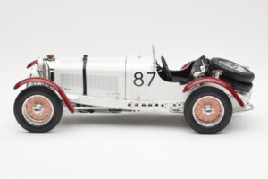 Mercedes SSKL R. Caracciola / W. Sebastian Mille Miglia Winner 1931 CMC 1:18 M-055 Metāls — attēls 3 no 6