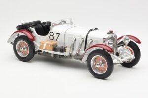 Mercedes SSKL R. Caracciola / W. Sebastian Mille Miglia Winner 1931 CMC 1:18 M-055 Metāls — attēls 4 no 6