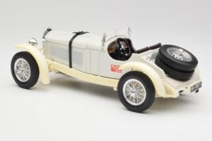 Mercedes SSKL Balts & Krēmkrāsas Bburago 1:18 3002-M1 Metāls — attēls 5 no 6