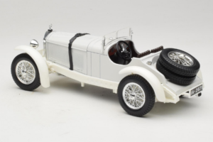 Mercedes SSKL Balts 1931 Bburago 1:18 3002-M2 Metāls — attēls 5 no 6