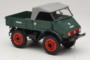Mercedes Unimog 401 Zaļš Schuco 1:18 135 Metāls — attēls 6 no 8
