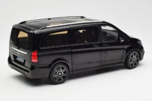 Mercedes V-Class W447 AMG Line Melns Norev 1:18 183860 Metāls — attēls 3 no 6