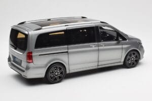 Mercedes V-Class W447 AMG Line Pelēks Metaliks Norev 1:18 183488 Metāls — attēls 3 no 9