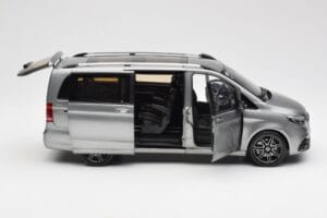 Mercedes V-Class W447 AMG Line Pelēks Metaliks Norev 1:18 183488 Metāls — attēls 4 no 9