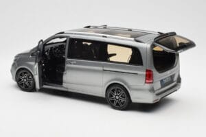 Mercedes V-Class W447 AMG Line Pelēks Metaliks Norev 1:18 183488 Metāls — attēls 6 no 9