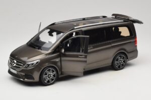 Mercedes V-Class W447 AMG Line Indium Grey Norev 1:18 183873 Metāls — attēls 2 no 8