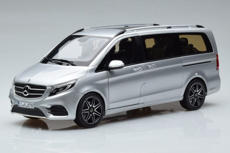Mercedes V-Class V260 AMG Line Sudrabs Norev 1:18 183871 Metāls