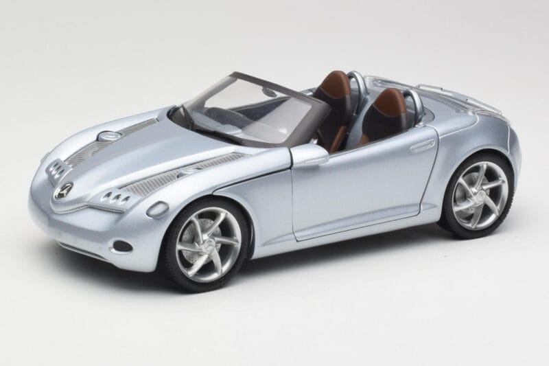 Mercedes Vision SLA Sudrabs Gate 1:18 B66962114 Metāls