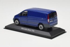 Mercedes Vito Atlantis Zils Minichamps 1:43 B66960525 Metāls — attēls 3 no 4
