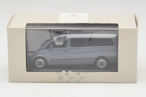 Mercedes Vito W638 Lugano Grey Minichamps 1:43 B67871201 Metāls — attēls 4 no 4