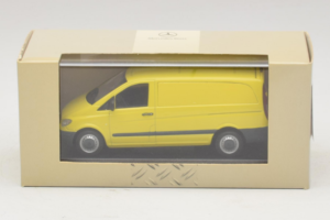 Mercedes Vito W638 Dzeltens Minichamps 1:43 B67871200-R1 Metāls — attēls 4 no 4