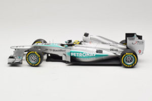 Mercedes W04 #9 N. Rosberg Mercedes AMG Petronas Showcar 2013 Minichamps 1:18 110130079 Metāls — attēls 3 no 7