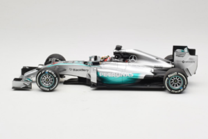 Mercedes W05 #44 L. Hamilton Mercedes AMG Petronas Chinese Grand Prix Winner 2014 Minichamps 1:18 110140244 Metāls — attēls 3 no 7