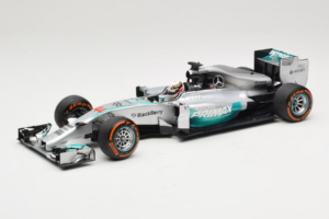 Mercedes W05 #44 L. Hamilton Mercedes AMG Petronas Malaysian Grand Prix Winner 2014 Minichamps 1:18 110140144 Metāls