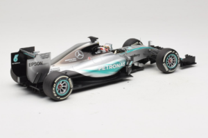 Mercedes W06 #44 L. Hamilton F1 World Champion 2015 Dealer Edition Minichamps 1:18 B66960539 Metāls — attēls 2 no 7