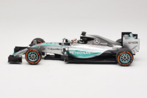 Mercedes W06 #44 L. Hamilton Mercedes AMG Petronas Japanese Grand Prix Winner 2015 Minichamps 1:18 110150344 Metāls — attēls 3 no 7