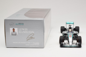 Mercedes W06 #44 L. Hamilton Mercedes AMG Petronas Japanese Grand Prix Winner 2015 Minichamps 1:18 110150344 Metāls — attēls 6 no 7