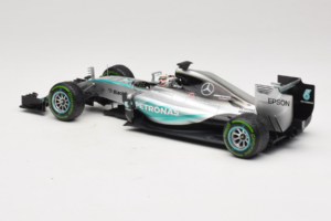 Mercedes W06 #44 L. Hamilton Mercedes AMG Petronas United States Grand Prix Winner World Champion 2015 Minichamps 1:18 110150 — attēls 5 no 7