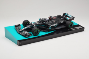 Mercedes W11 #44 L. Hamilton Mercedes AMG Petronas Turkish Grand Prix Winner World Champion 2020 Minichamps 1:18 113201444 Sv — attēls 2 no 7