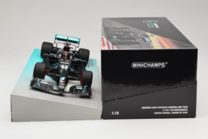Mercedes W11 #63 G. Russell Mercedes AMG Petronas Sakhir Grand Prix 2020 Minichamps 1:18 113201663 Sveķi — attēls 6 no 7