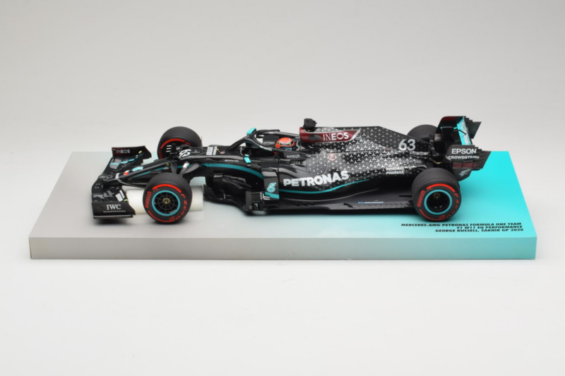 Mercedes W11 #63 G. Russell Mercedes AMG Petronas Sakhir Grand Prix 2020 Minichamps 1:18 113201663 Sveķi