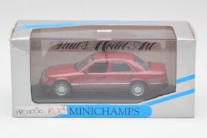 Mercedes 300D W124 Sarkans Minichamps 1:43 3209 Metāls — attēls 4 no 4